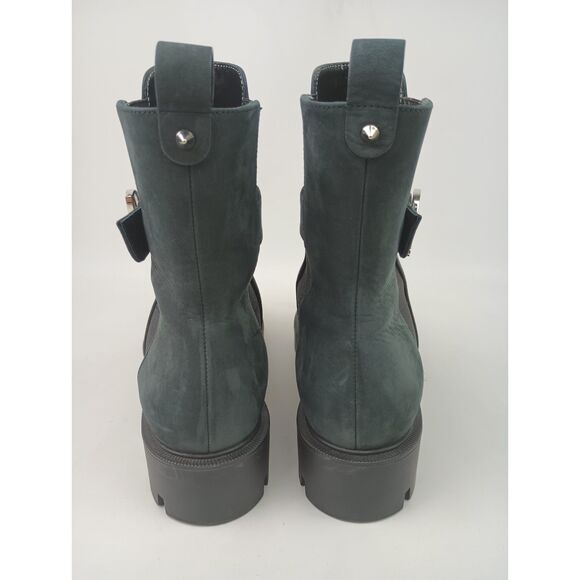 Christian Louboutin Black Nubuck CL Logo Lug Sole Chelsea Boots Size 42 - Picture 5 of 7